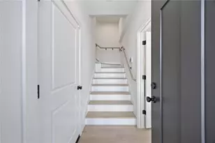 2524 Live Oak St, Houston, TX 77004 - Photo 2