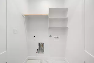 406 E 33rd St, Houston, TX 77018 - Photo 28