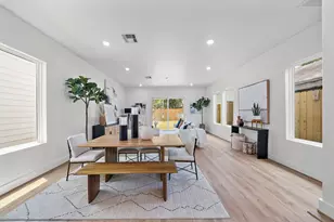 406 E 33rd St, Houston, TX 77018 - Photo 12