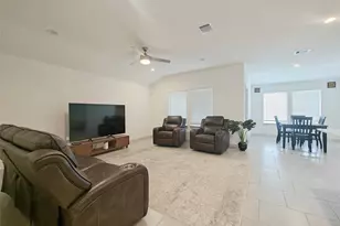 3935 Gael Run Ct, Katy, TX 77494 - Photo 2