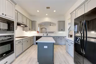 1131 Sopris Dr, Houston, TX 77077 - Photo 12