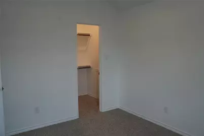 517 Oak Chase Avenue, Dayton, TX 77535 - Photo 14