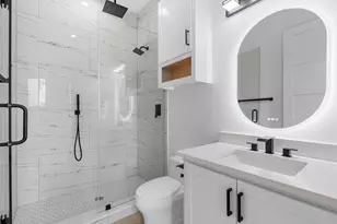 943 W 31st St, Houston, TX 77018 - Photo 24