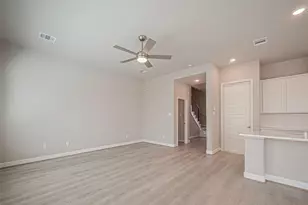 8926 Grovner Pl, Houston, TX 77055 - Photo 6