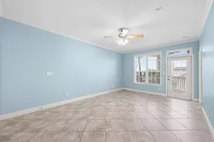 7000 Seawall Blvd, Galveston, TX 77551 - Photo 4