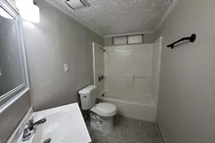 6523 Hanley Ln, Houston, TX 77016 - Photo 12