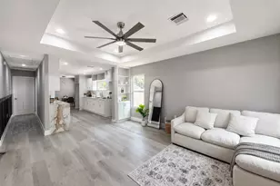 7024 Gonzales St, Houston, TX 77020 - Photo 8