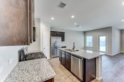 20300 Portbec Drive, New Caney, TX 77357 - Photo 8