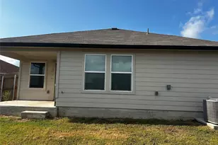 205 Lily Pond Trl, San Marcos, TX 78666 - Photo 18