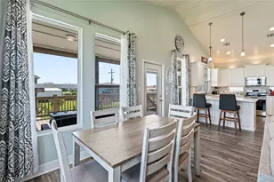 935 Eastview, Port Bolivar, TX 77650 - Photo 8