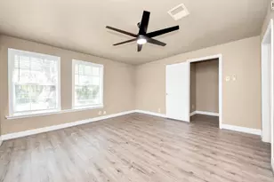 2510 Delaware Ave, League City, TX 77573 - Photo 20