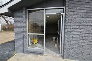 2116 Lockwood Dr, Houston, TX 77020 - Photo 4