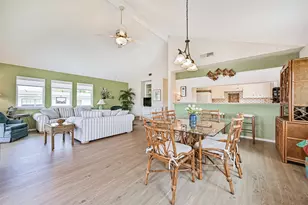 16613 Flamingo Way, Jamaica Beach, TX 77554 - Photo 18