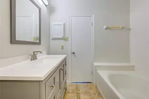 308 N Ranch House Rd, Angleton, TX 77515 - Photo 18