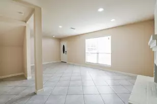 6803 La Violetta Dr, Houston, TX 77083 - Photo 6