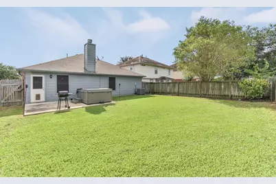 9215 Dunain Park Court, Houston, TX 77095 - Photo 16