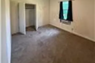 6811 Clara Ln, Rosharon, TX 77583 - Photo 8