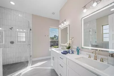 312 Queen Sude Lane, Houston, TX 77091 - Photo 6