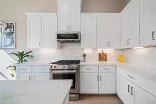 312 Queen Sude Ln, Houston, TX 77091 - Photo 4