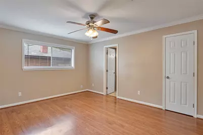 10429 Moorberry Lane, Houston, TX 77043 - Photo 20