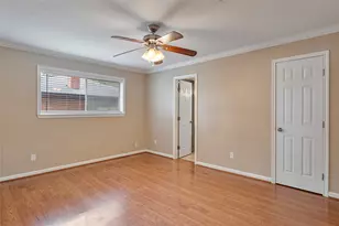 10429 Moorberry Ln, Houston, TX 77043 - Photo 20