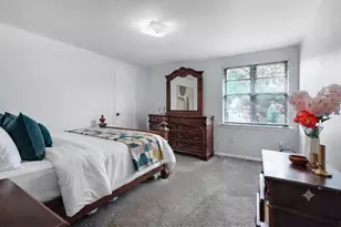 2105 N Palm Ct, Pasadena, TX 77502 - Photo 18