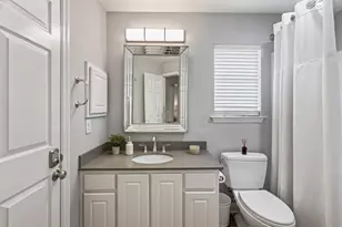71 N Willow Point Cir, The Woodlands, TX 77382 - Photo 30