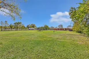 477 County Rd 4902, Dayton, TX 77535 - Photo 6