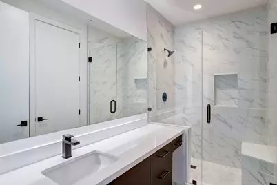 3333 Lake Street #14J, Houston, TX 77098 - Photo 42