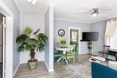 811 10th Street, Galveston, TX 77550 - Photo 2