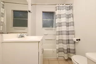 1316 Kathy Ave, Sealy, TX 77474 - Photo 10