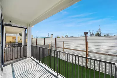 410 E 41st Street, Houston, TX 77022 - Photo 16