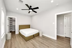 410 E 41st St, Houston, TX 77022 - Photo 38