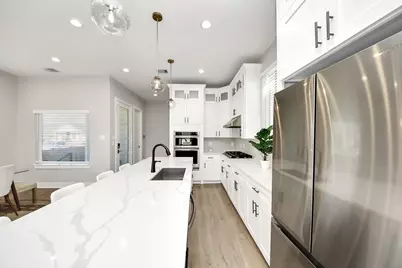 410 E 41st Street, Houston, TX 77022 - Photo 22