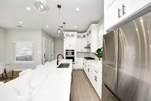 410 E 41st St, Houston, TX 77022 - Photo 22