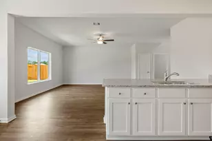 25515 Blooming Hazel Dr, Cleveland, TX 77328 - Photo 10