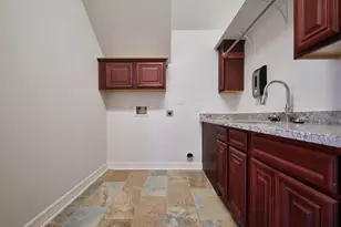 11718 Casadores Ln, Needville, TX 77461 - Photo 10