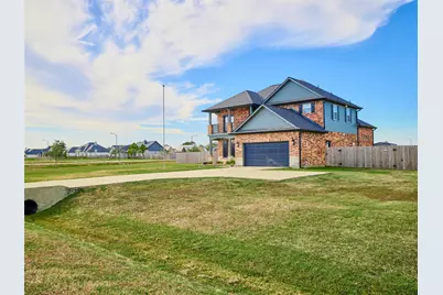 11718 Casadores Lane, Needville, TX 77461 - Photo 2