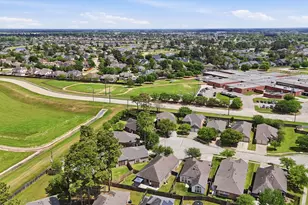 18923 Roseworth Ct, Tomball, TX 77377 - Photo 30