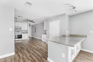 520 E Defee Ave, Baytown, TX 77520 - Photo 10