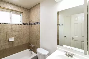 206 Brandywyne Dr, Friendswood, TX 77546 - Photo 12