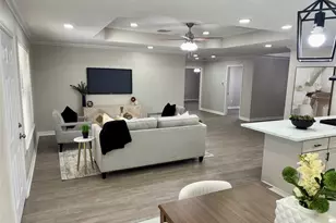 7306 Log Hollow Dr, Houston, TX 77040 - Photo 6