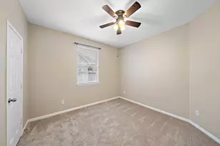 25715 Abbotglen Ln, Katy, TX 77494 - Photo 10