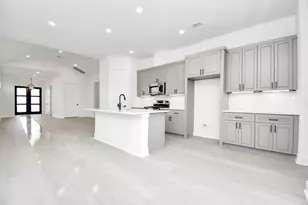 4352 Avron Dr, Stafford, TX 77477 - Photo 14
