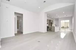 4352 Avron Dr, Stafford, TX 77477 - Photo 6