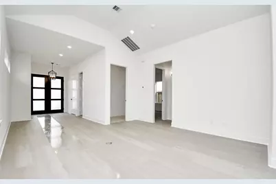 4352 Avron Drive, Stafford, TX 77477 - Photo 8