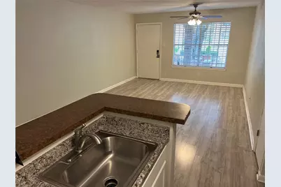 3224 Timmons Lane #125, Houston, TX 77027 - Photo 2