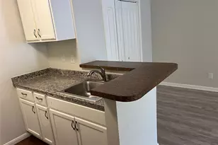 3224 Timmons Ln, Houston, TX 77027 - Photo 6