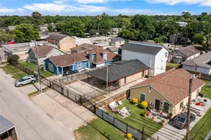 6917 Palestine St, Houston, TX 77020 - Photo 2