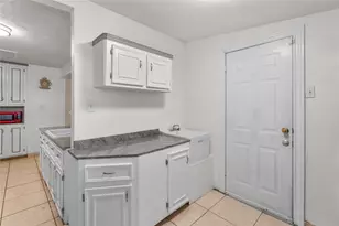 6917 Palestine St, Houston, TX 77020 - Photo 14